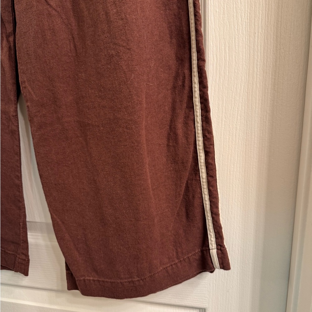 GAP Pull-on Wide Leg Pants with Cream Side Stripes - Picture 2 of 10